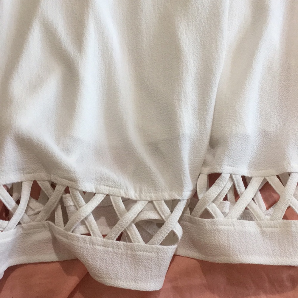 GIRLS WHITE DRESS - Picture 2 of 4